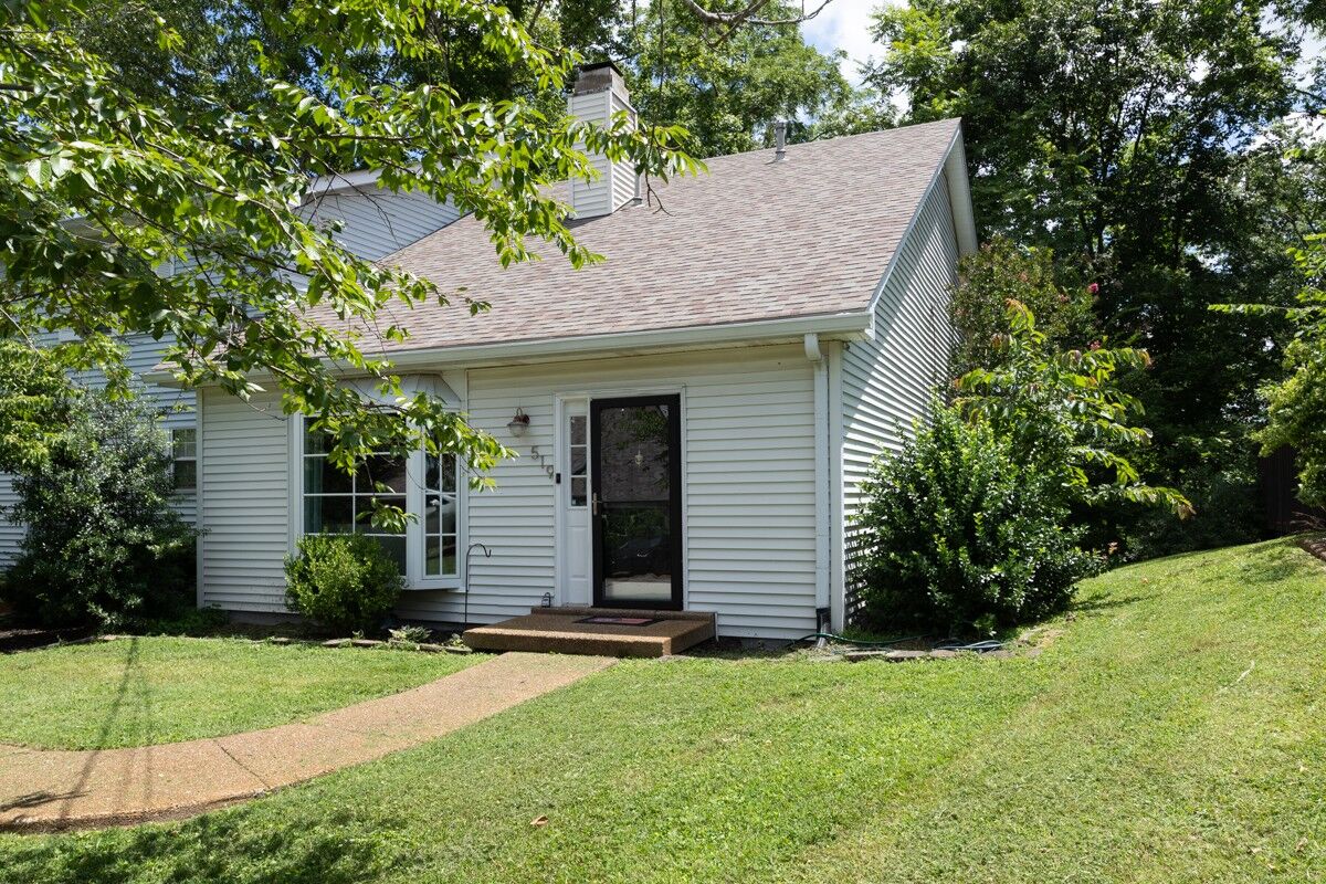 Property Photo:  519 Stacy Square Ter  TN 37221 