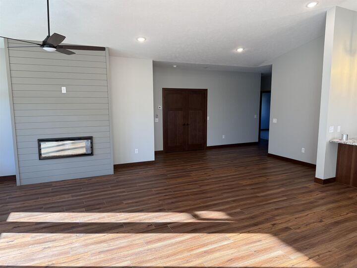 Property Photo:  1504 Regency Circle North  NE 68701 