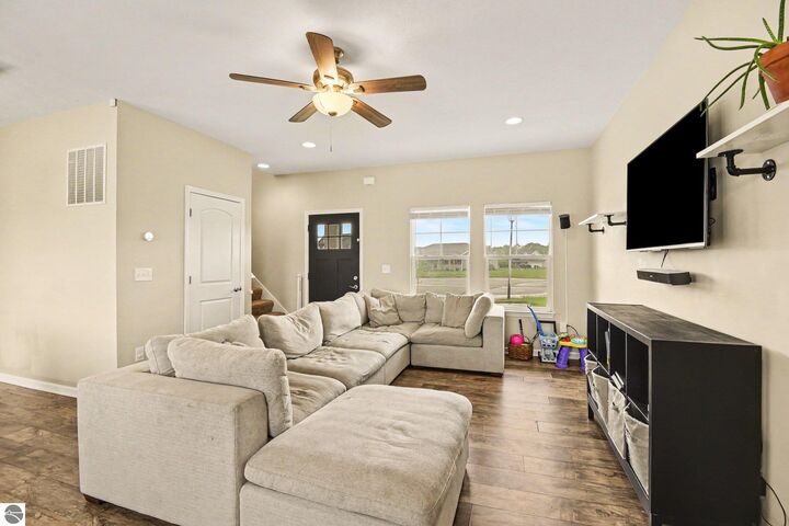 Property Photo: 173 Crystal Court MI 48801