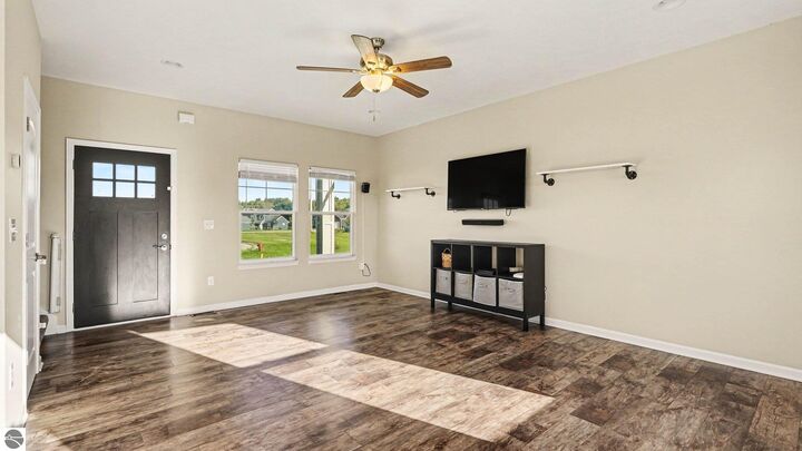 Property Photo:  173 Crystal Court  MI 48801 