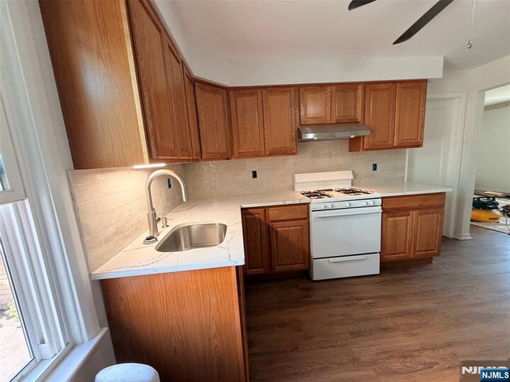 Property Photo:  67 Morgan Place  NJ 07031 