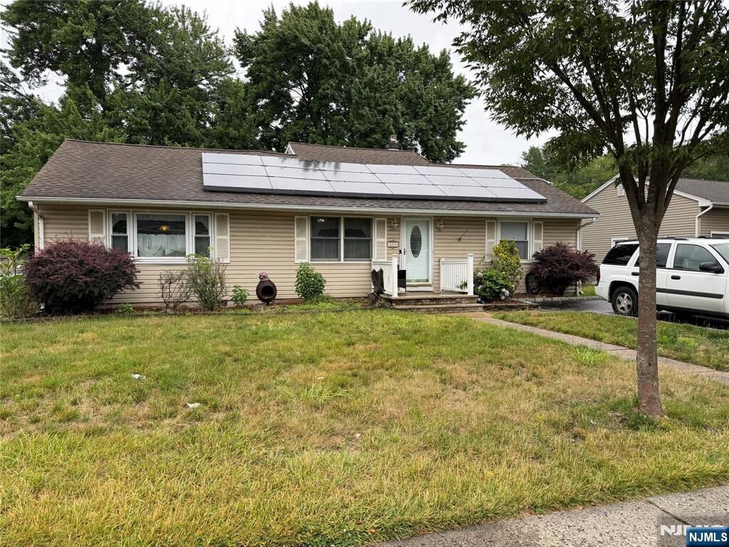 Property Photo:  208 Lawrence Drive  NJ 07652 