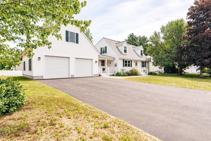 Property Photo:  477 Stockdale Circle  NH 03869 