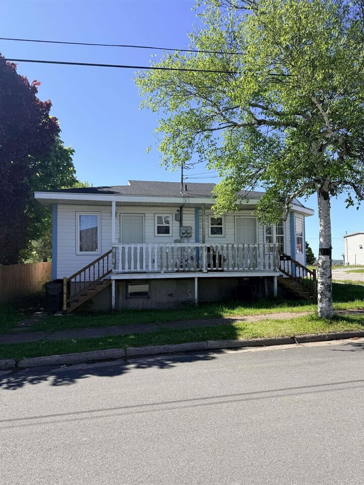 100-102 Henry Street Street — photo 1