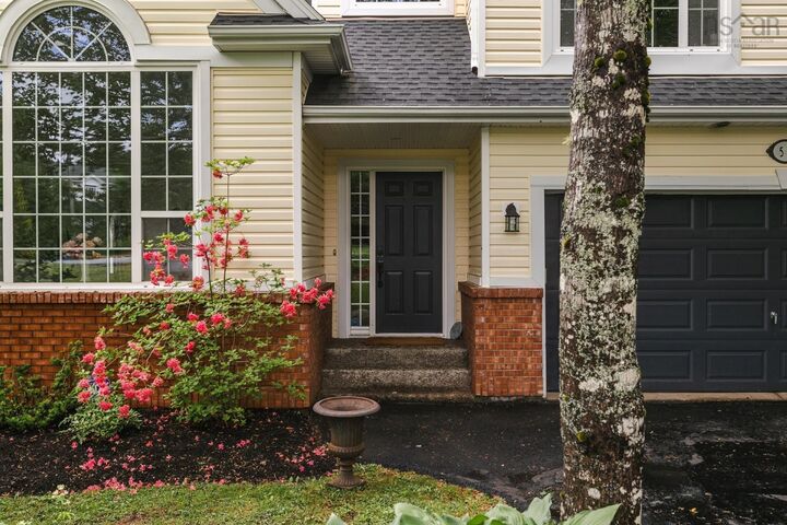 Property Photo:  55 Jocelyn Lee Court  NS B4B 1T8 
