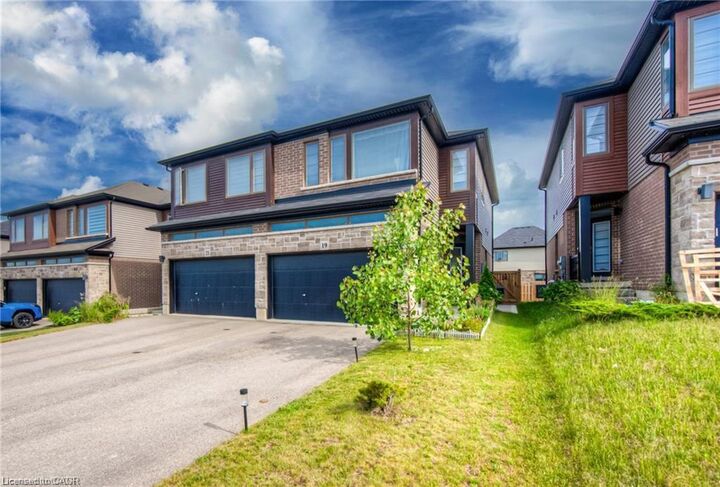 Property Photo:  19 Baker Lane  ON N3L 0K3 