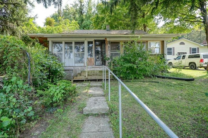 963640 Road 96 — photo 1