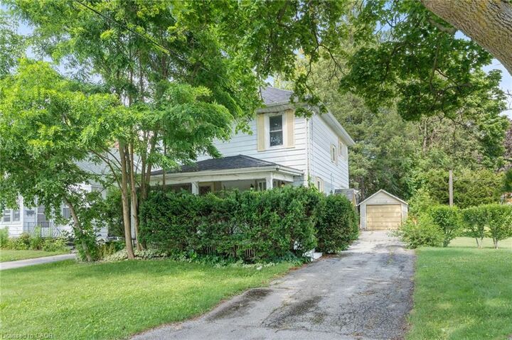 35 Basil Avenue — photo 1