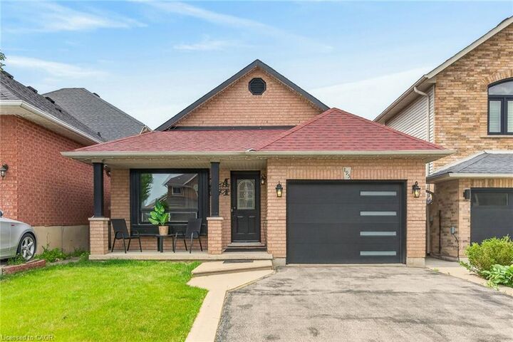 Property Photo:  195 Locheed Drive  ON L8T 5A5 