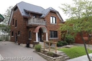 Property Photo:  5 Betzner Avenue N  ON N2H 3B6 