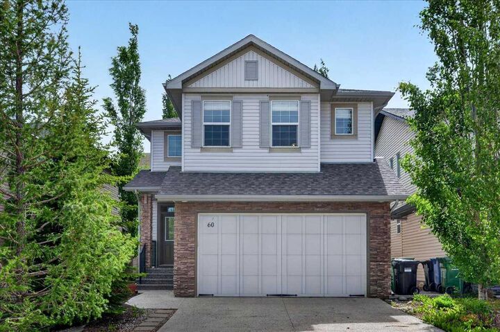 Property Photo: 60 Sherwood Crescent NW AB T3R 0G2