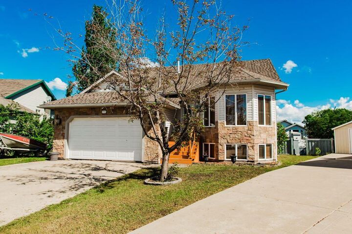 Property Photo:  12721 89 Street  AB T8X 8C6 