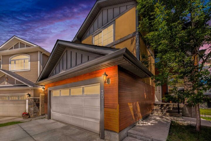 30 Saddlelake View NE — photo 1