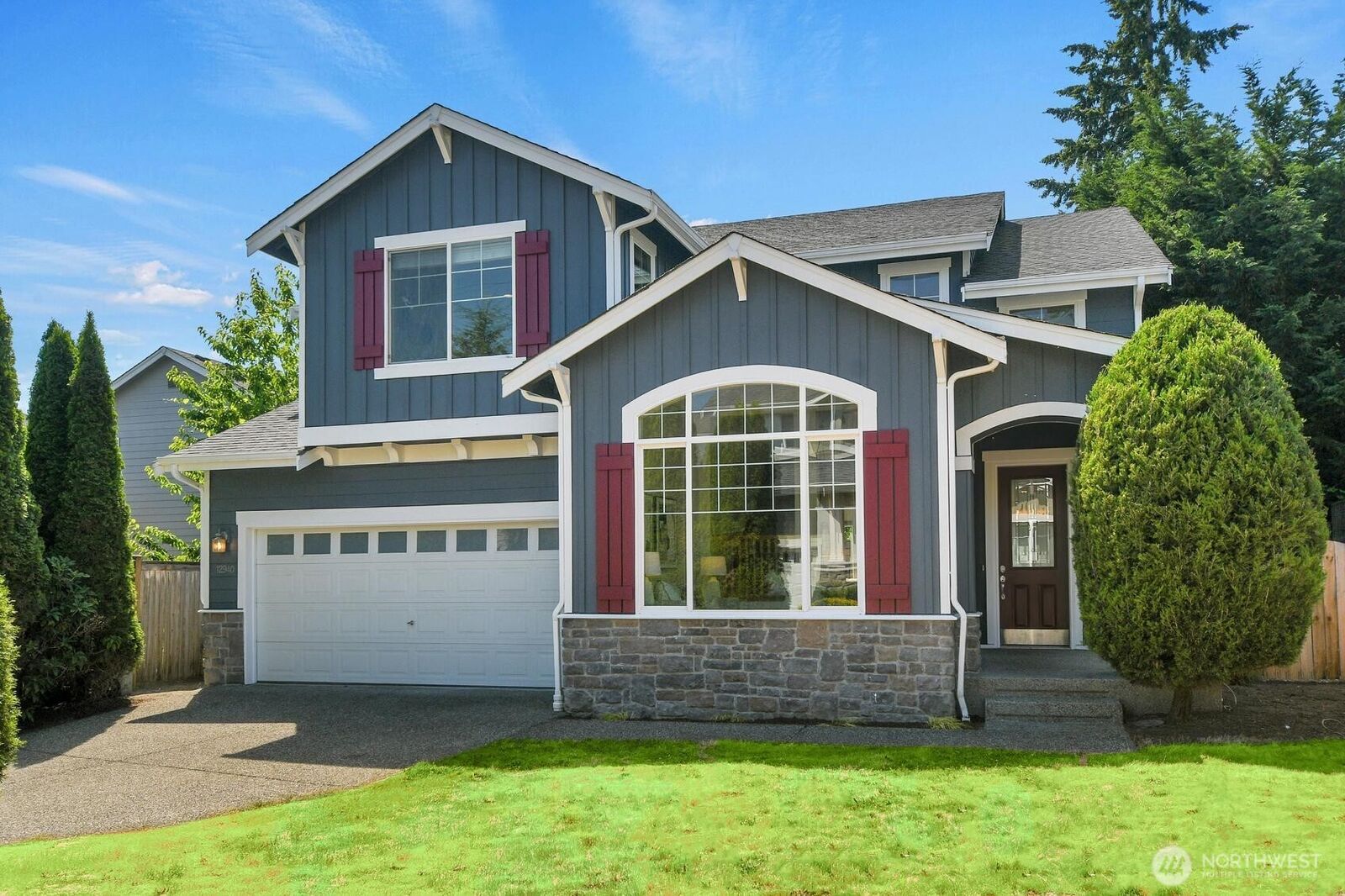 Property Photo:  12940 NE 200th Place  WA 98072 