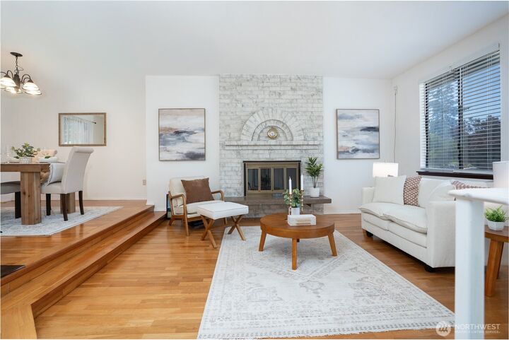 Property Photo:  525 E 160th Street  WA 98445 