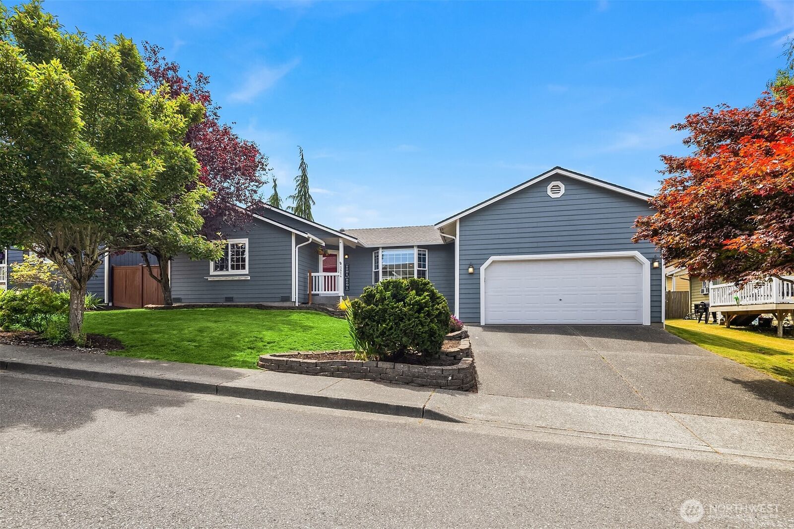 Property Photo:  5814  12th Avenue W  WA 98203 