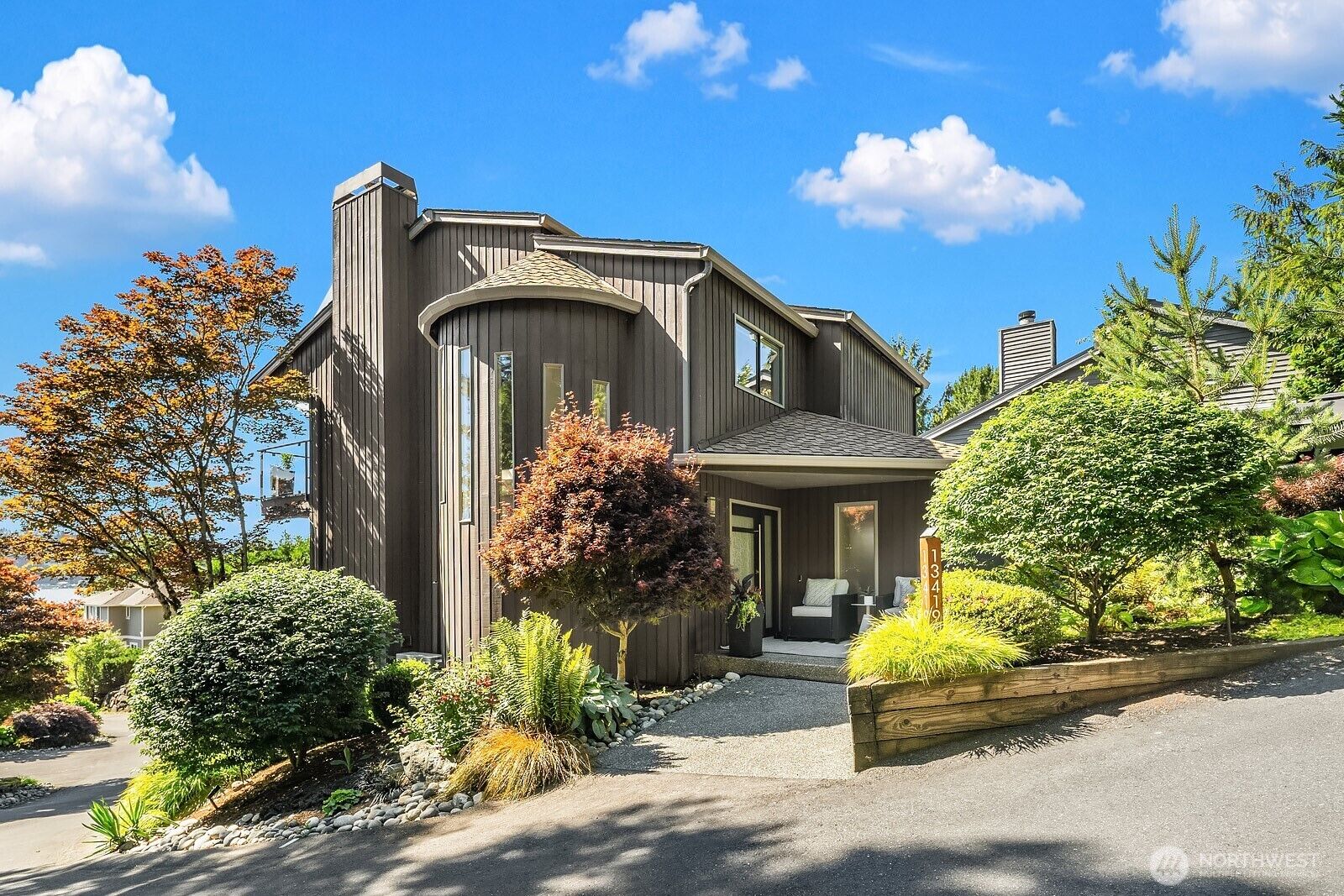 Property Photo:  13419  Holmes Point Drive NE  WA 98034 