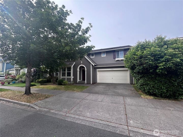 Property Photo:  1218  32nd Street NE  WA 98002 
