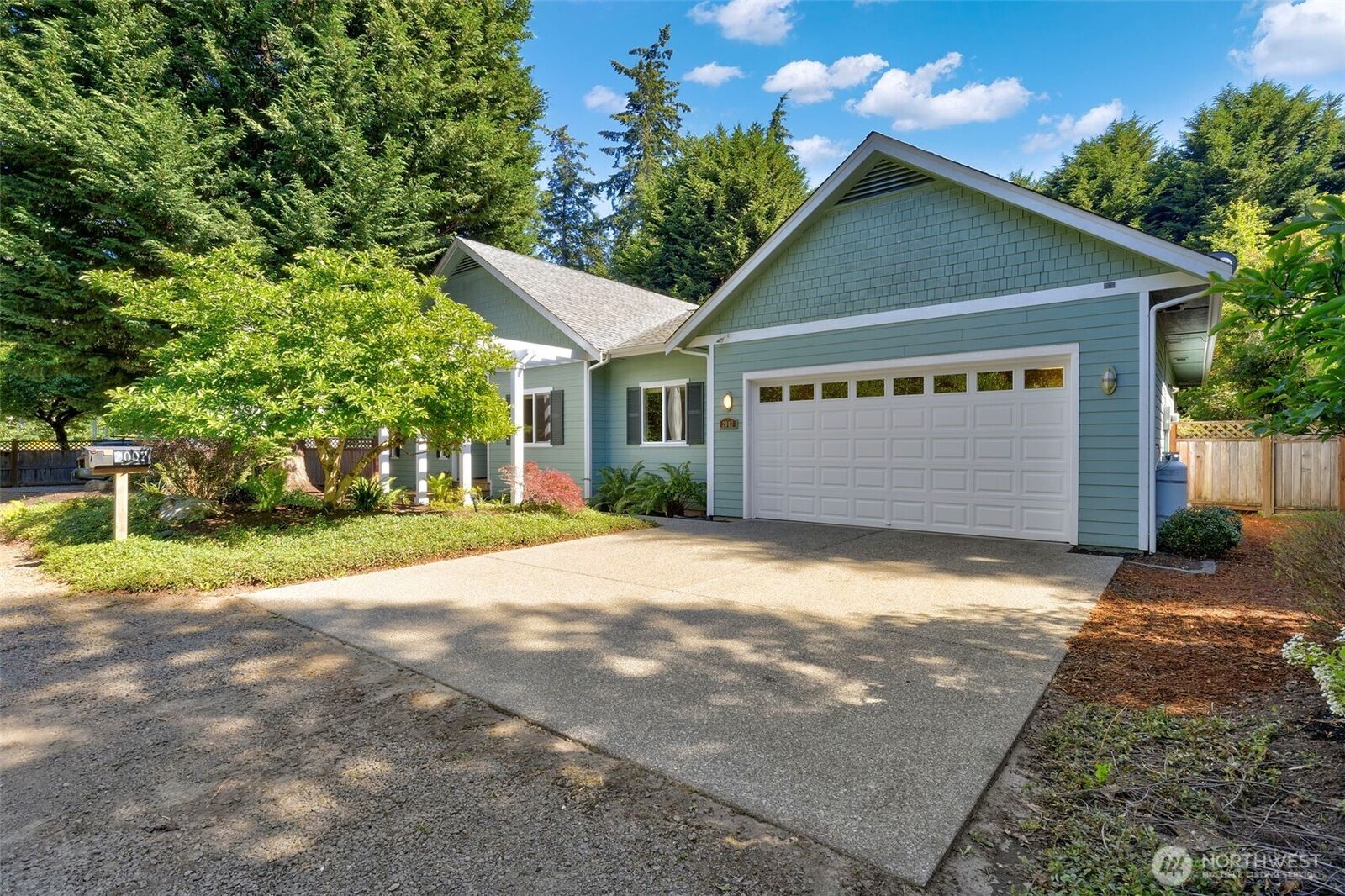 Property Photo: 2007 NE Dingley Road WA 98110