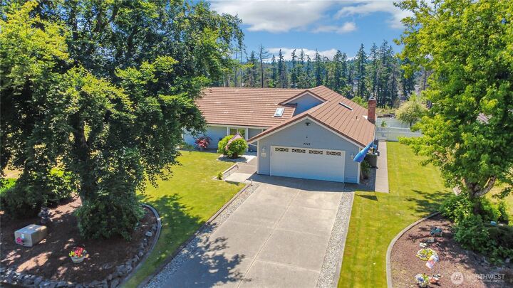 Property Photo:  4022  151st Street E  WA 98446 