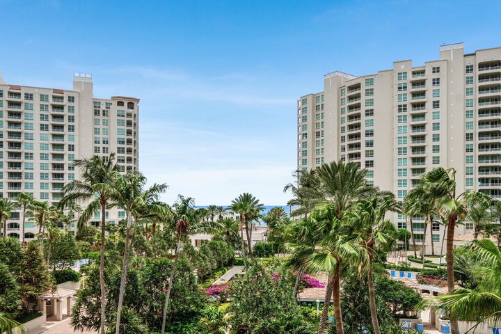 Property Photo:  3720 S Ocean Boulevard 502  FL 33487 