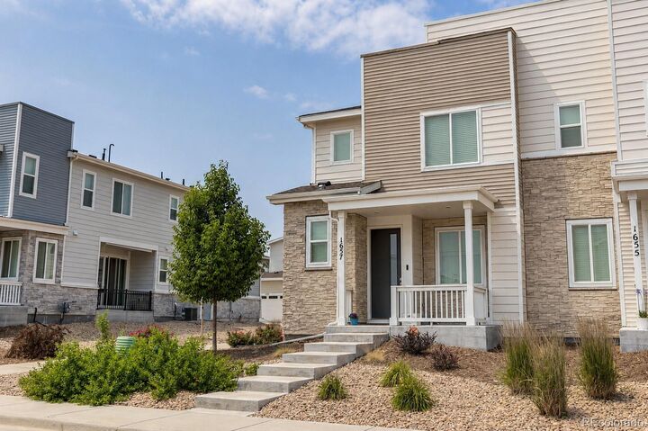 Property Photo:  1657 S Andes Way  CO 80017 
