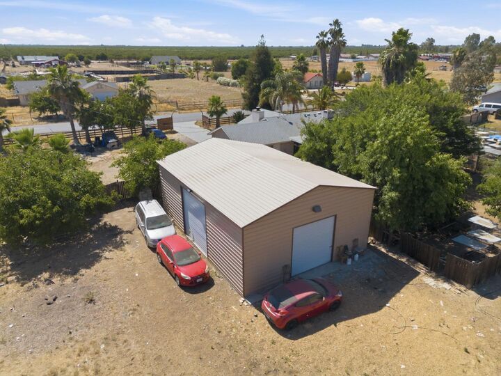 Property Photo:  20105 Olympia Road  CA 93638 