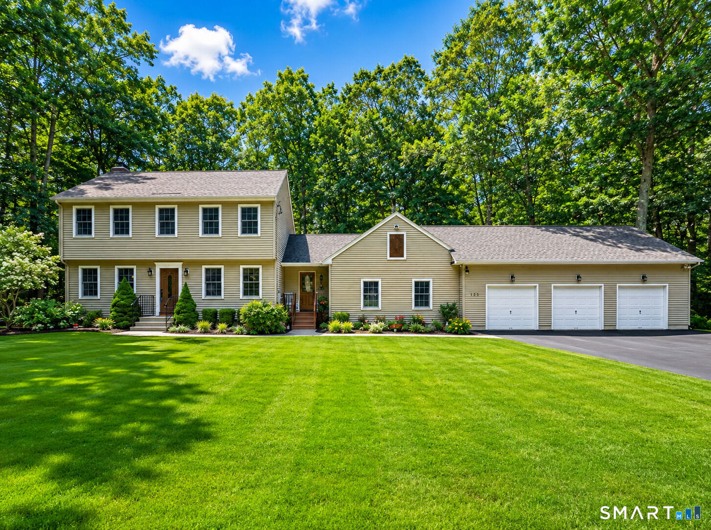 Property Photo:  129 Saner Road  CT 06447 
