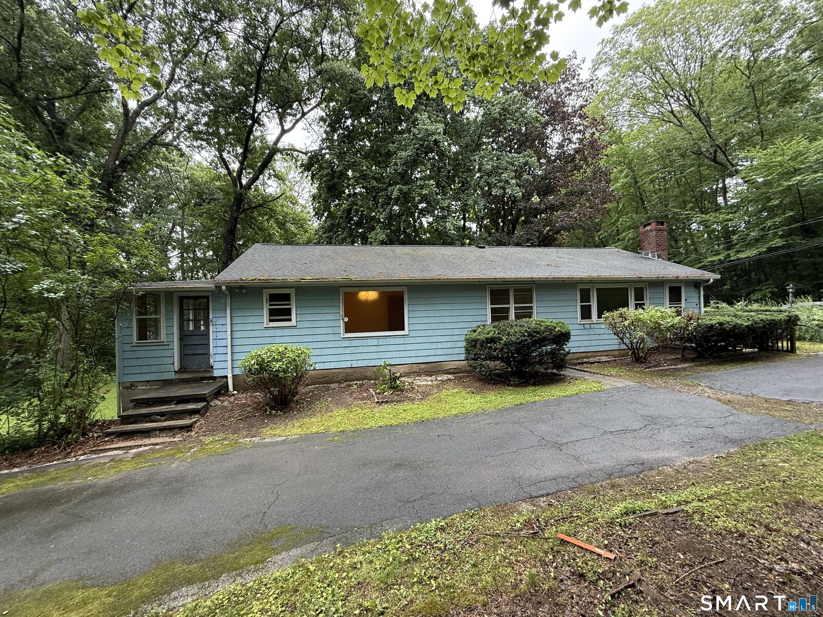 Property Photo:  94 Moosup Trail  CT 06468 