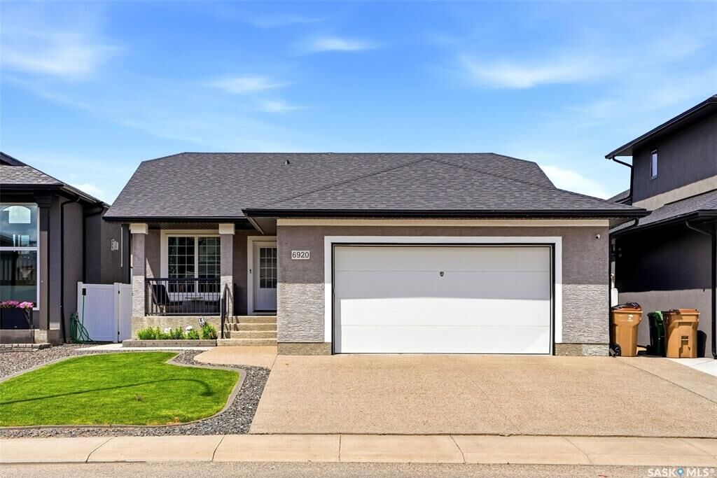 Property Photo:  6920 Maple Ridge Drive  SK S4X 0H9 