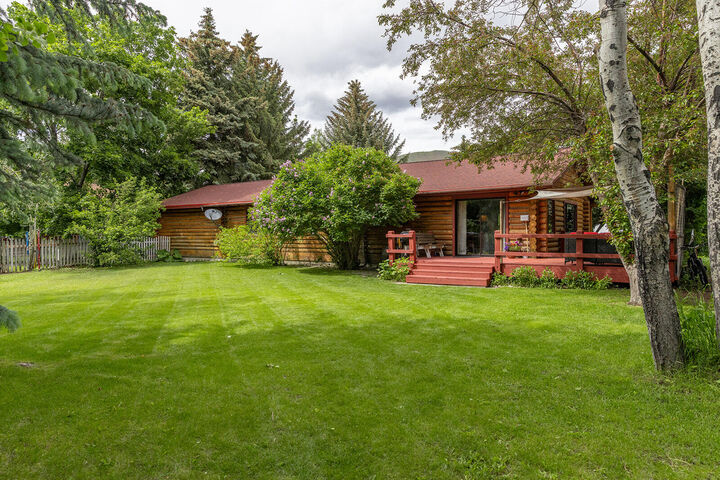 Property Photo:  521 Eastridge Dr  ID 83333 