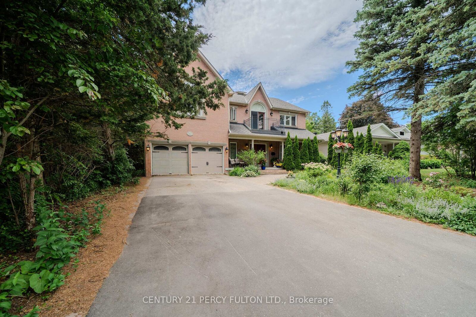 Property Photo:  30 Willowgate Drive  ON L3P 1G3 