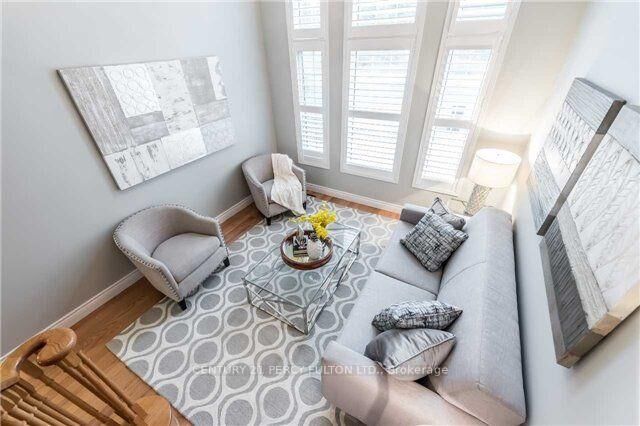 Property Photo:  529 Staines Road Main Fl  ON M1X 2B4 