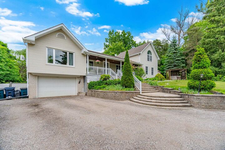 Property Photo: 2320 Lloydtown-Aurora Road ON L7B 1A3
