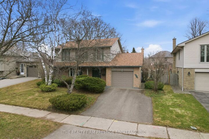 126 Gardenvale Crescent — photo 1