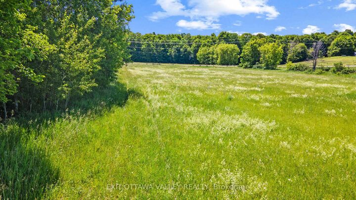 Property Photo:  3510 Foymount Road  ON K0J 1T0 