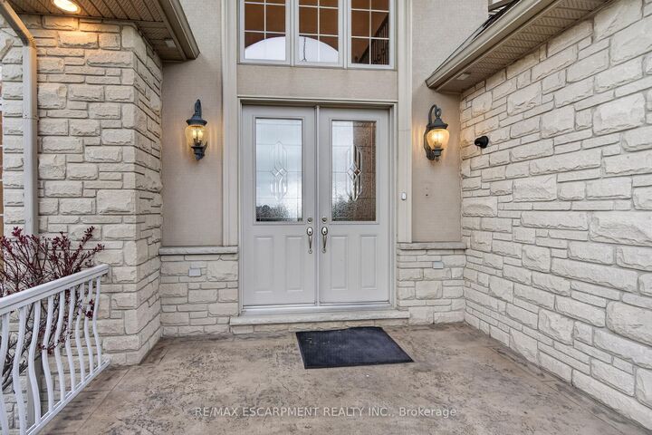 803 Ridge Road — photo 1
