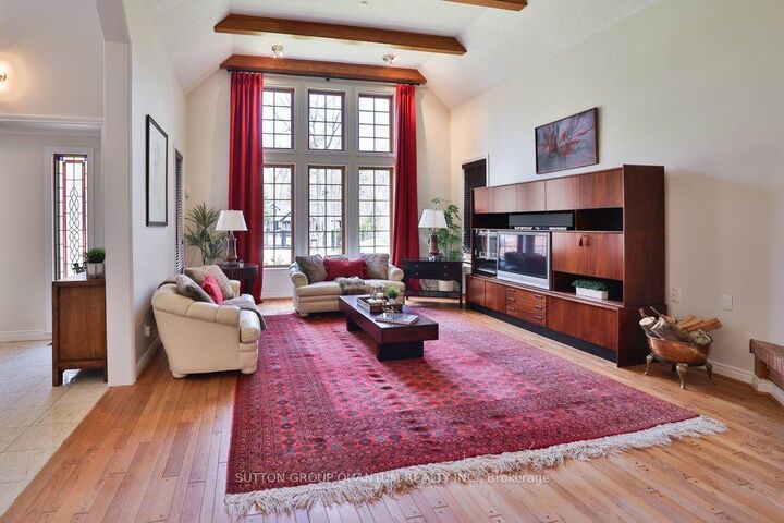 Property Photo:  670 Meadow Wood Road  ON L5J 2S6 