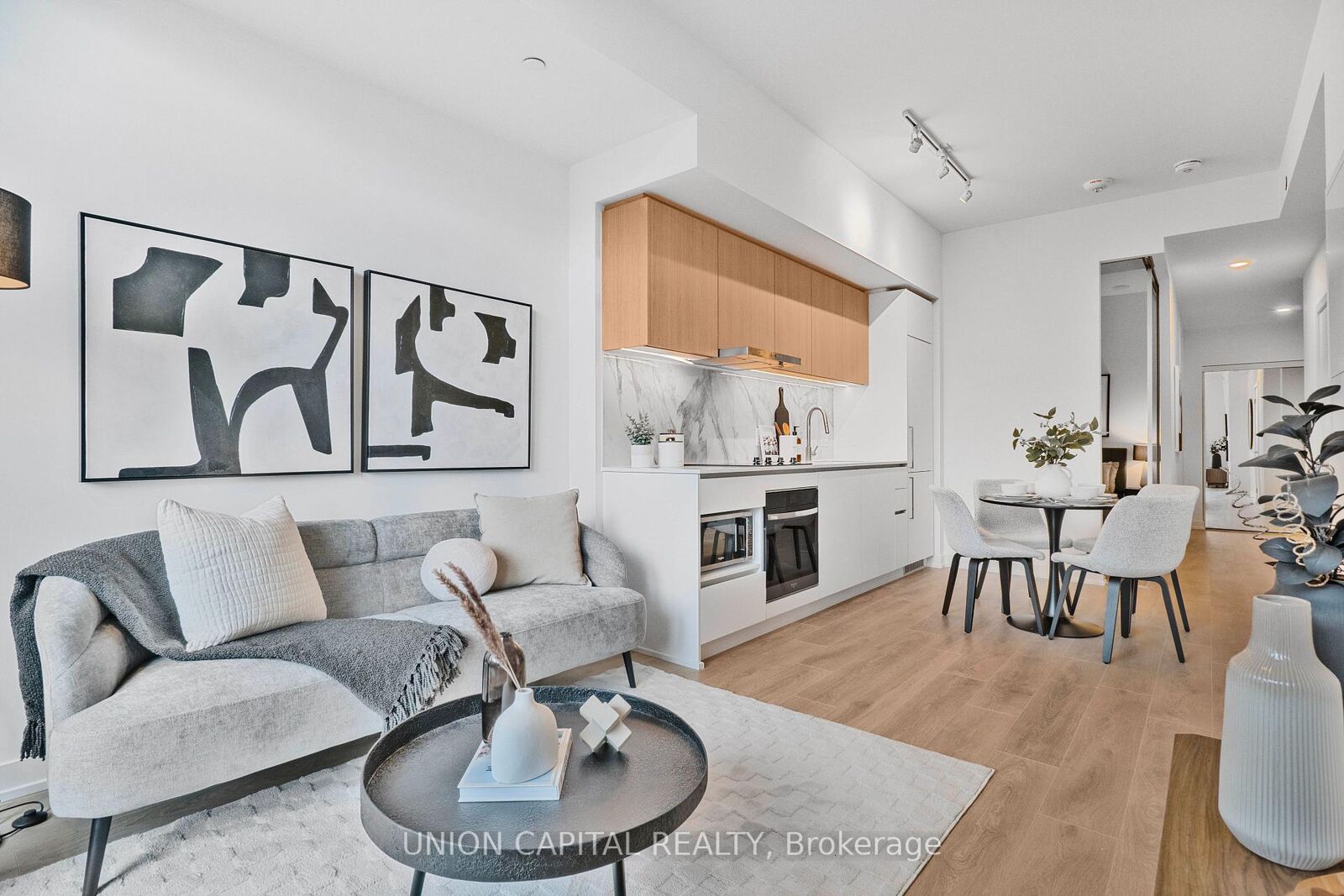 Photo de la propriété:  1100 Sheppard Avenue W 302  ON M3K 0E4 