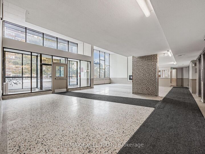 Property Photo:  1385 Midland Avenue 308  ON M1P 3B8 