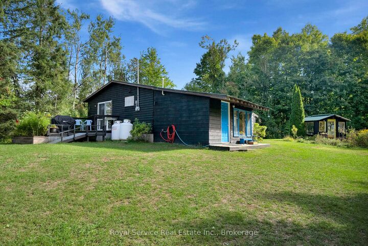 Property Photo:  1204 Pigeon Creek Road  ON L0B 1K0 