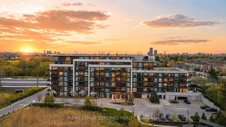 4700 Highway 7 N/A 711 — photo 1