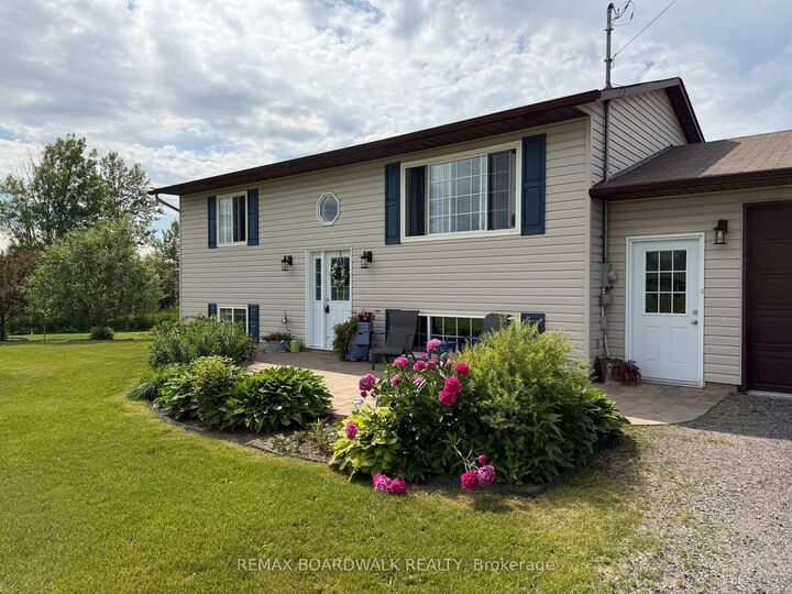 Property Photo: 1644 Drummond Con 7 Road ON K7H 3C8