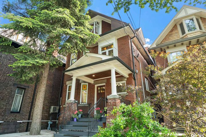 13 Evelyn Crescent — photo 1
