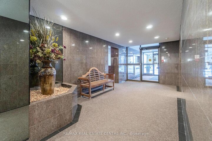 Property Photo:  10 Malta Avenue 210  ON L6Y 4G6 
