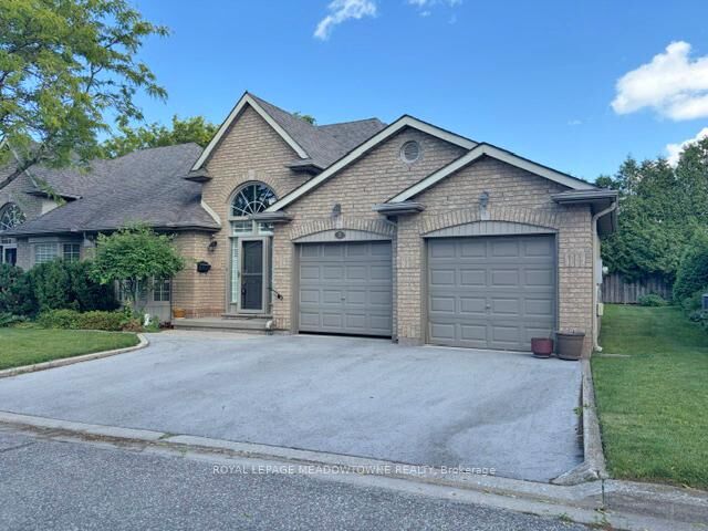 Property Photo:  26 Red Haven Drive 7  ON L3M 5K2 