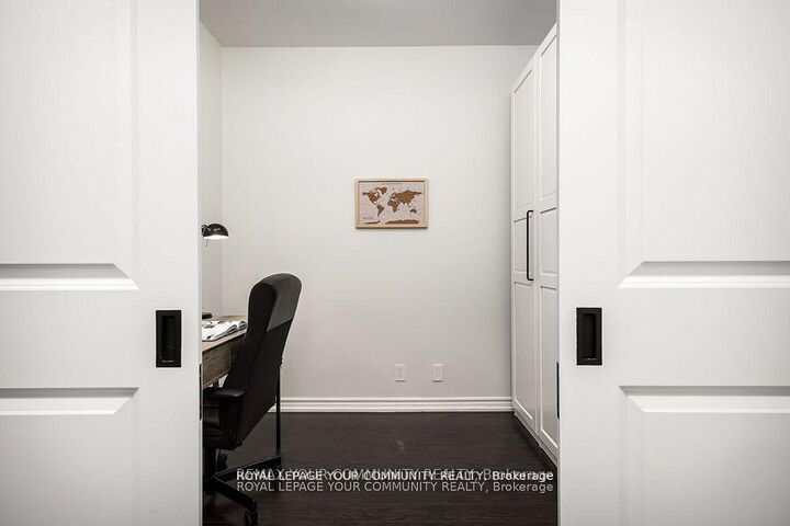Property Photo:  9225 Jane Street N 307  ON L6A 0J7 