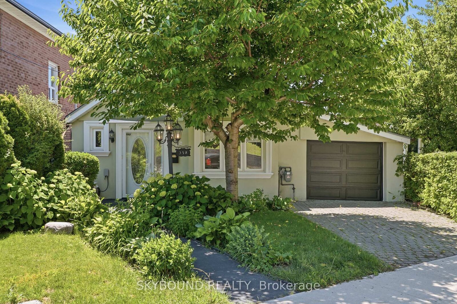 Property Photo: 358 Silverthorn Avenue ON M6M 3G8