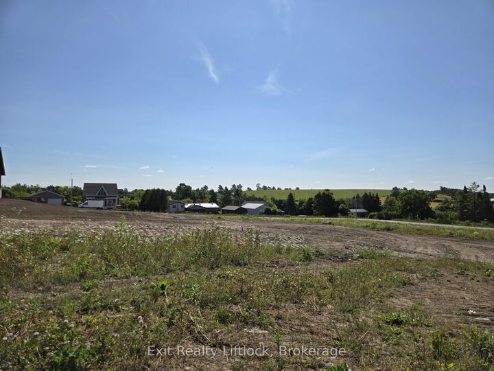 Property Photo:  1908 Ashley Crescent  ON L0A 1C0 