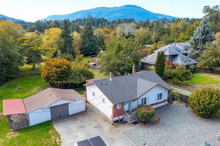 Property Photo: 9384 Chemainus Rd BC V0R 1K5